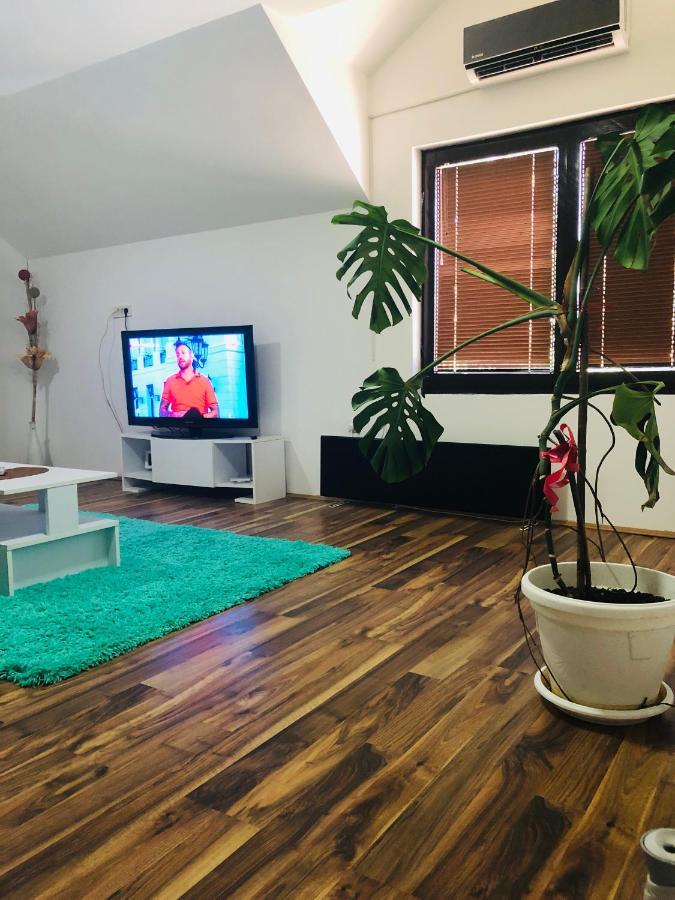 Stan Na Dan Gornji Milanovac-Centar-Nova Gradnja Apartment Екстериор снимка