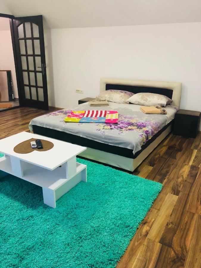 Stan Na Dan Gornji Milanovac-Centar-Nova Gradnja Apartment Екстериор снимка
