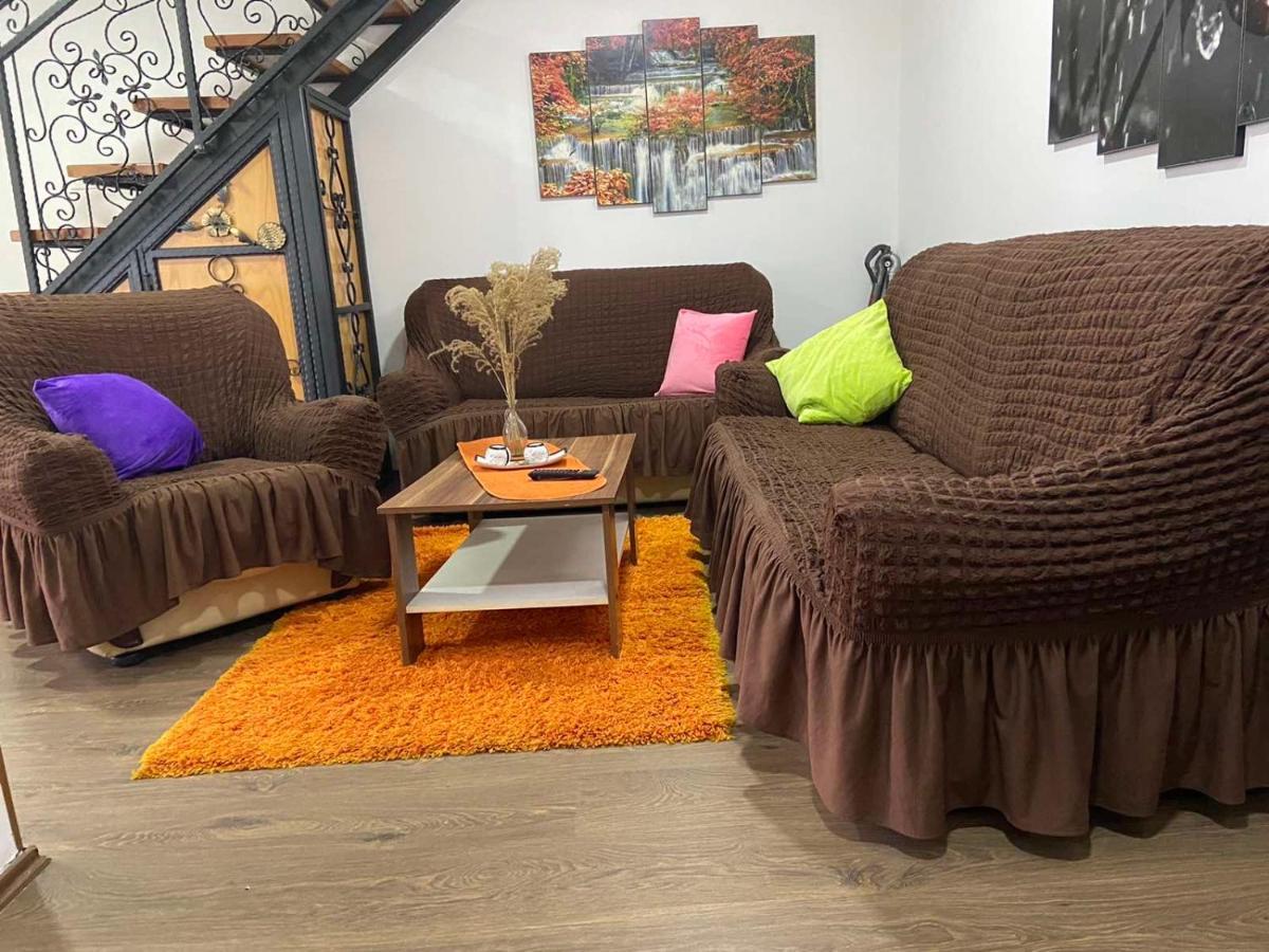 Stan Na Dan Gornji Milanovac-Centar-Nova Gradnja Apartment Екстериор снимка