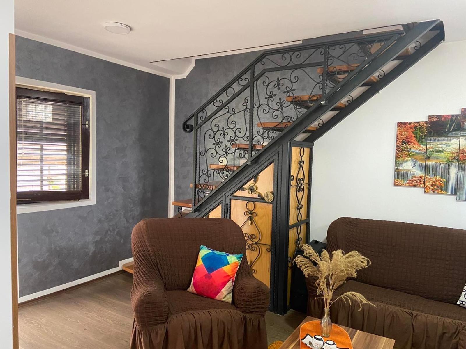 Stan Na Dan Gornji Milanovac-Centar-Nova Gradnja Apartment Екстериор снимка