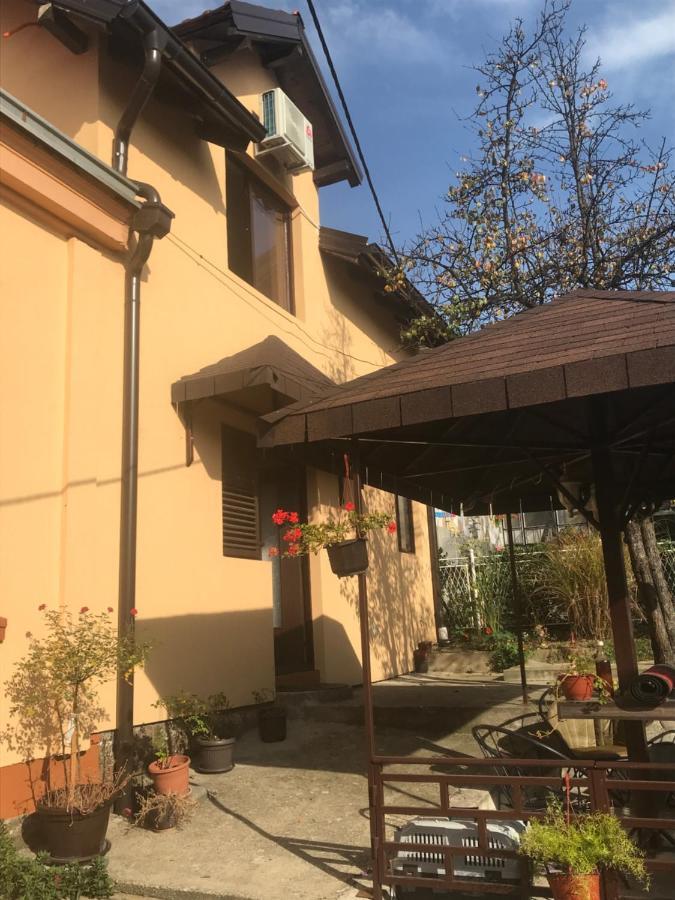 Stan Na Dan Gornji Milanovac-Centar-Nova Gradnja Apartment Екстериор снимка